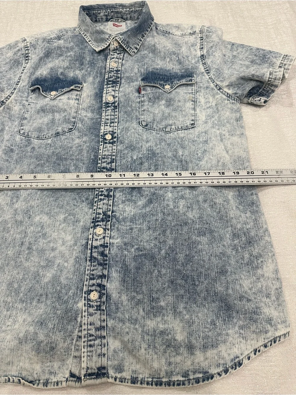 Levi's Men’s Y2K Vintage Light Blue Acid Wash Short-Sleeve Denim Button-Up
